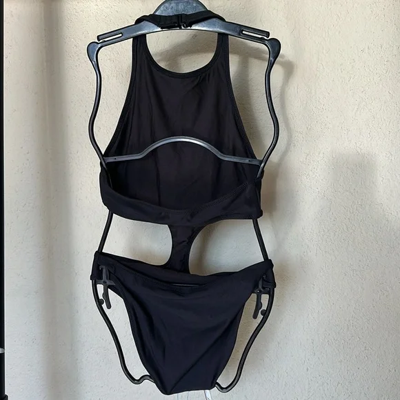 Skims Recycled Swim‎ Halter Monokini OP-BRF-4838 Black Size XS Women’s NWT - Picture 3 of 4